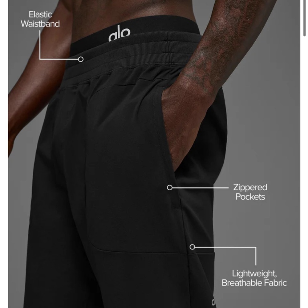 ALO Yoga Men's Black Performance Jogger Pants - Picture 2 of 15